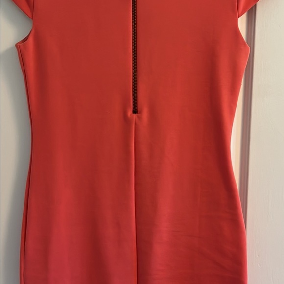 Business dress. - Picture 2 of 3